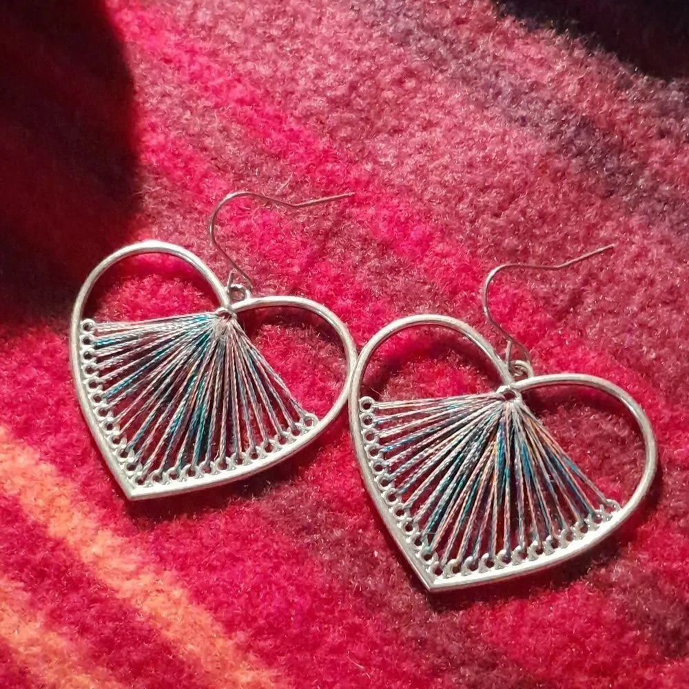 !!Vintage Heart Shaped Earrings
